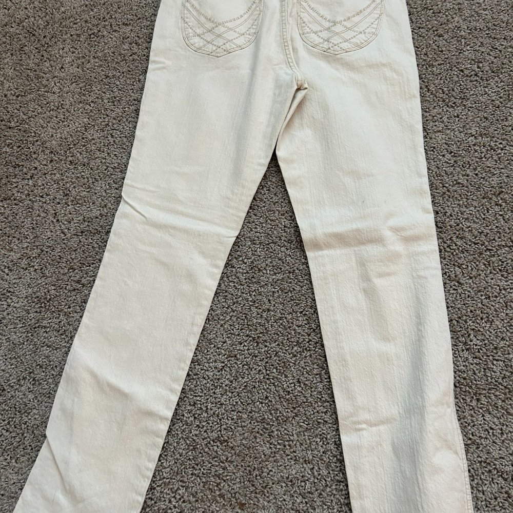 Old Navy Sweetheart Off White Jeans - Picture 3 of 6